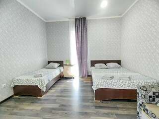 Гостиница Гостевой дом Анапа Семейный номер с балконом-3