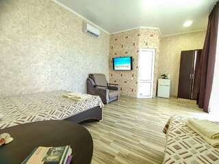 Гостиница Гостевой дом Анапа Стандартный трехместный номер-2