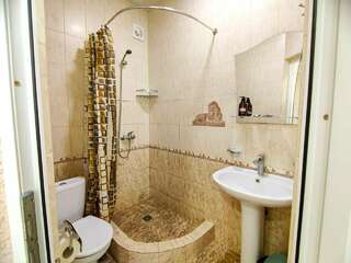 Гостиница Гостевой дом Анапа Стандартный трехместный номер-6