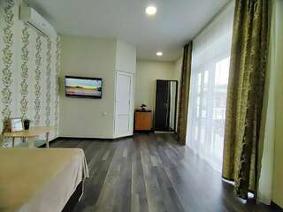 Гостиница Гостевой дом Анапа Стандартный четырехместный номер-10